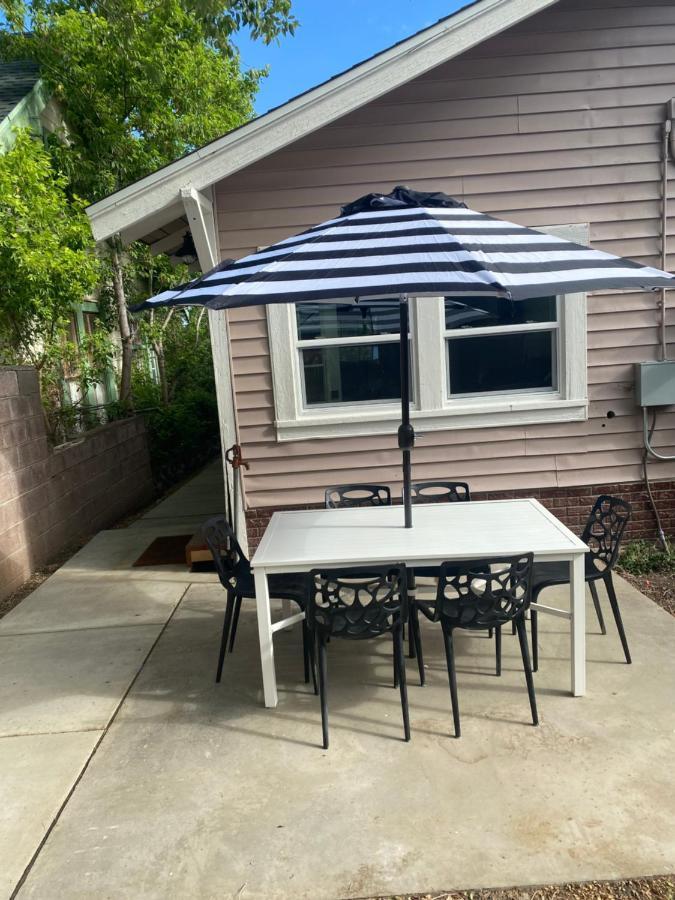 Downtown Williams, Walk Everywhere, Remodeled Exterior foto